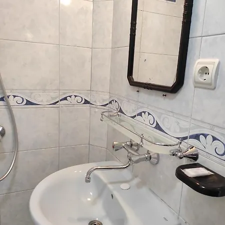 شقة рибарска 8 سوزوبول